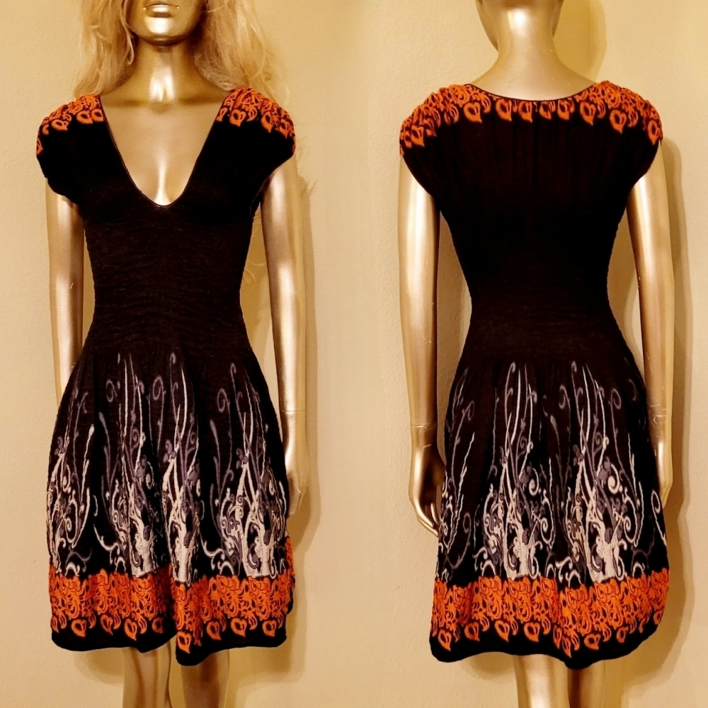 NWOT Black Max Edition Printed Shirred Stretch Dress Sz Small - Picture 1 of 13